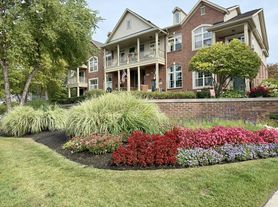 435 Village Dr