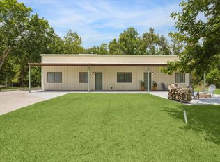 1425 Oak Hollow Dr, Dickinson, TX 77539