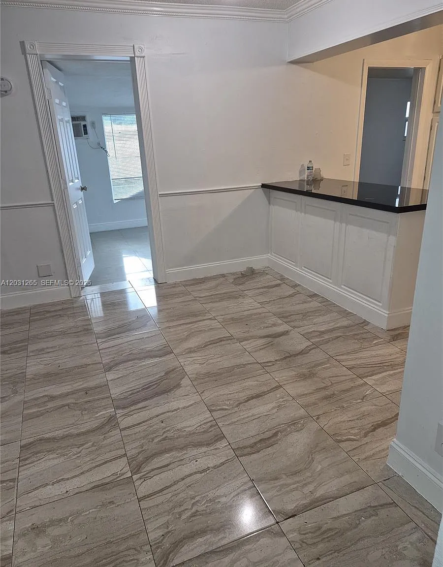 No 1 Palm-Aire Village Co — Photo 4