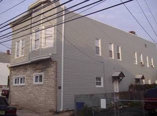 66 Jewell St, Garfield, NJ 07026