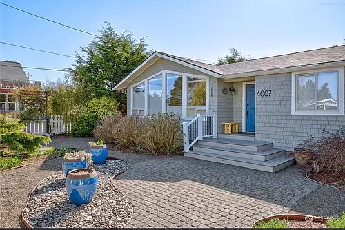 4007 N Pl Photo 1