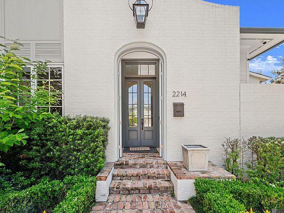 2nd image of 2214 Sassy Ln