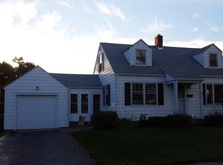 112 Oregon St, Springfield, MA 01118