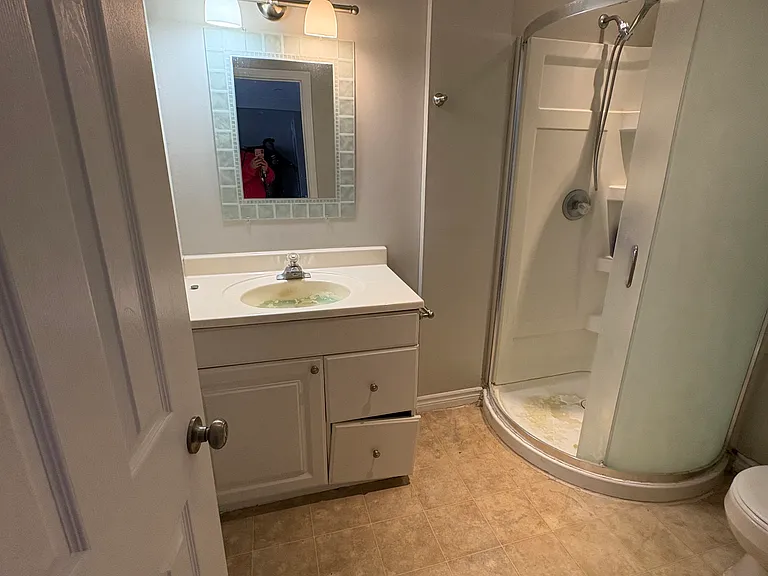21 Stirling Ave S #34 — Photo 9