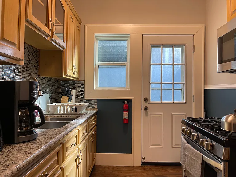 338 Cortlandt St #338 — Photo 7