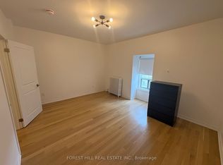 756 Queen St W APT C, Toronto, ON M6J 1E9
