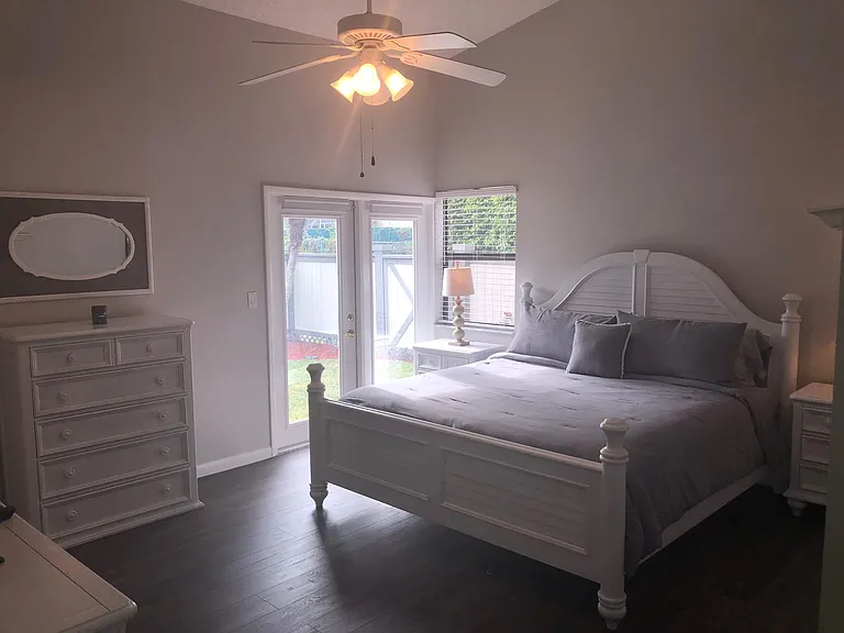 2555 Bedford Mews Dr — Photo 12