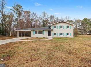 1489 Pine Dr, Atlanta, GA 30349