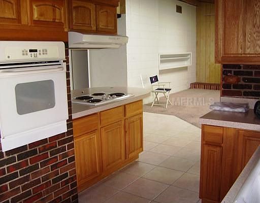 5th image of 354 Blue Heron Dr