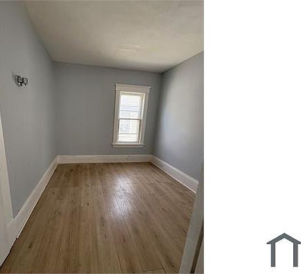 4th image of 946 E 79th St #2
