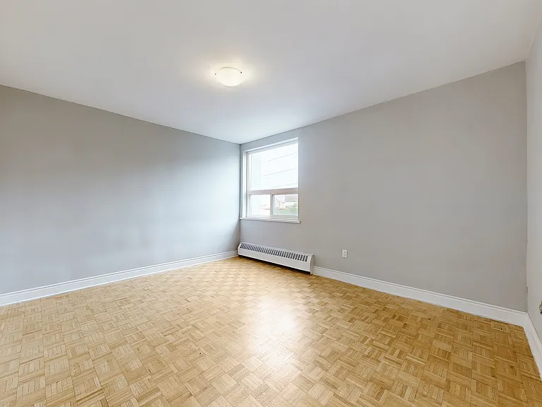385 Gibb St — Photo 13