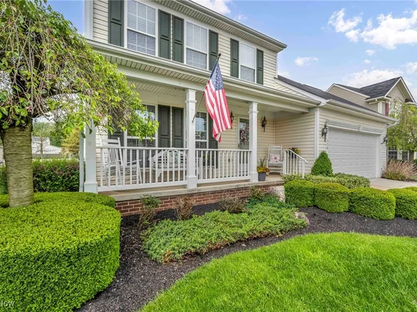 578 Colonial Dr, Painesville, OH 44077