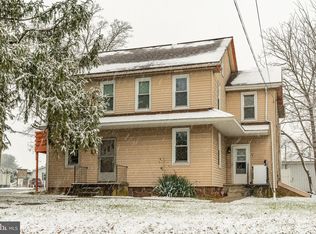 127 Schoolhouse Rd, Campbelltown, PA 17078