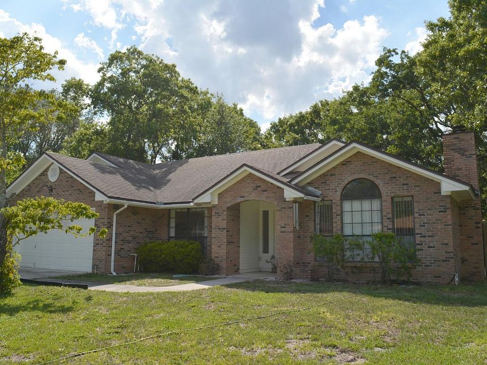 1st image of 2601 Sandlewood Ct