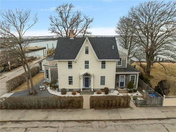 58-60 Washington St Unit 3, Newport, RI 02840