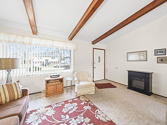 4th image of 439 Canterwood Ct