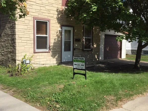 1315 Day St, Green Bay, WI 54302