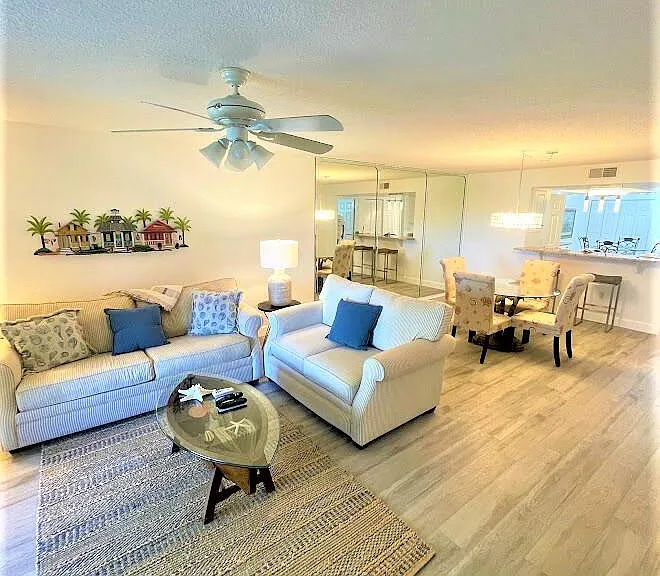 606 Shorewood Dr #C303 — Photo 7