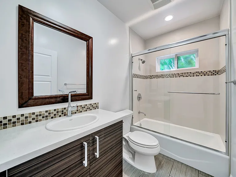3533 Tuller Ave — Photo 32