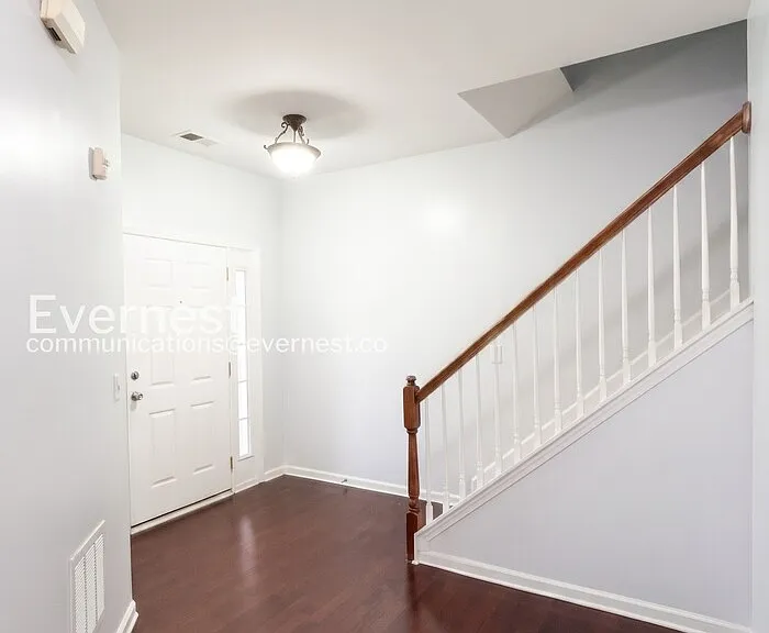 200 Suttles Dr SW — Photo 7