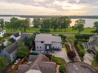 65 Riverwalk Pl, Memphis, TN 38103