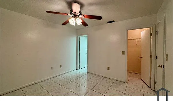 3087 Saint Clair Ave #B — Photo 11