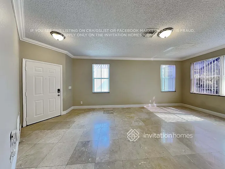 18430 NW 21st St — Photo 4