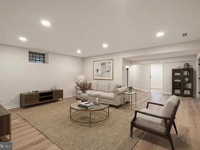 13647 S Springs Dr — Photo 43