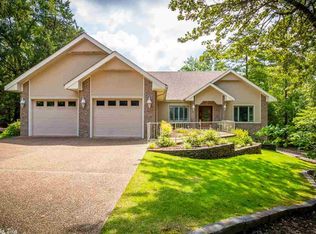 3 Sosegado Way, Hot Springs Village, AR 71909