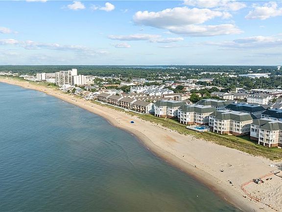 2nd image of 2425 Ocean Shore Cres APT 201