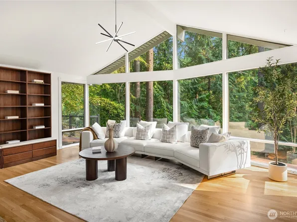 3718 130th Avenue NE, Bellevue, WA 98005