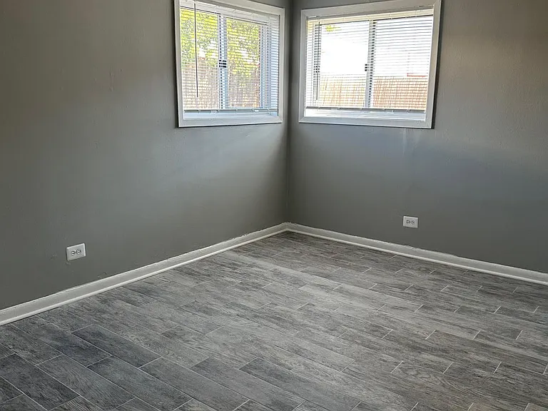 1302 Carol St — Photo 12