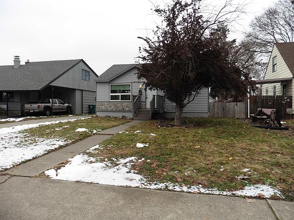 3rd image of 1415 E Courtland Ave