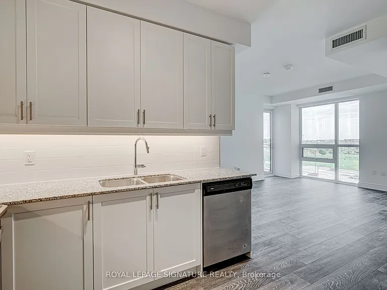 1050 Main St E #513 — Photo 8