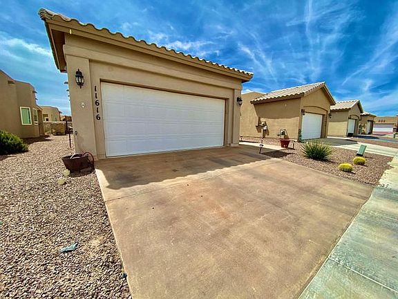 3rd image of 11616 Grotto Bay Ct