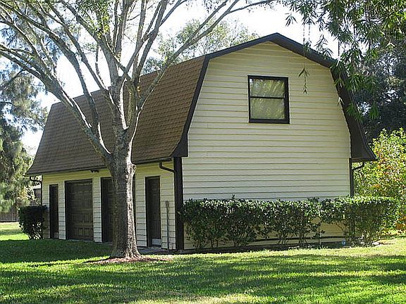 Guest house w/garage
