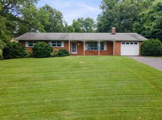 5995 Grove Hill Rd, Frederick, MD 21703