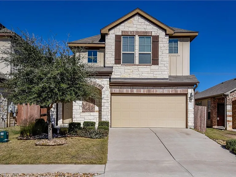 3920 Kenter Xing — Photo 1