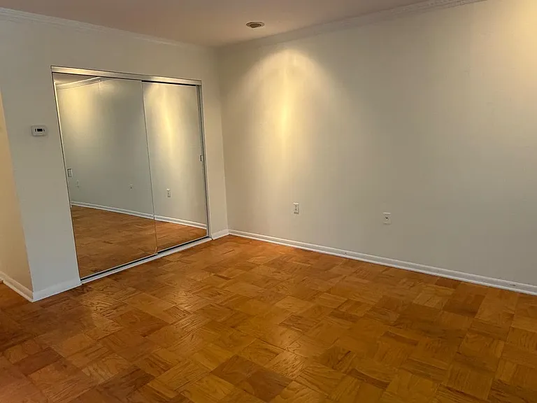 120 Cross Keys Rd #E — Photo 13