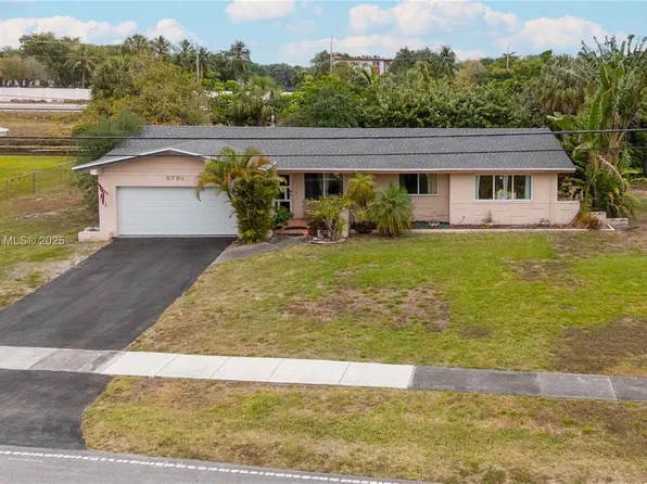 5791 Pine Ter, Plantation, FL 33317