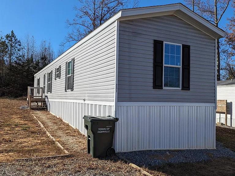 154 Callaway Ln — Photo 29