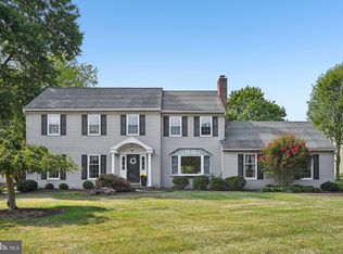 917 Dolphin Dr, Malvern, PA 19355