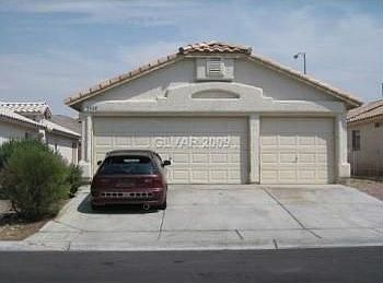 1st image of 2920 Mount Hope Dr