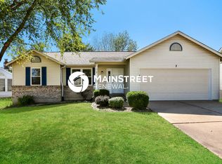 3 Tailor Sq, O'Fallon, MO 63368