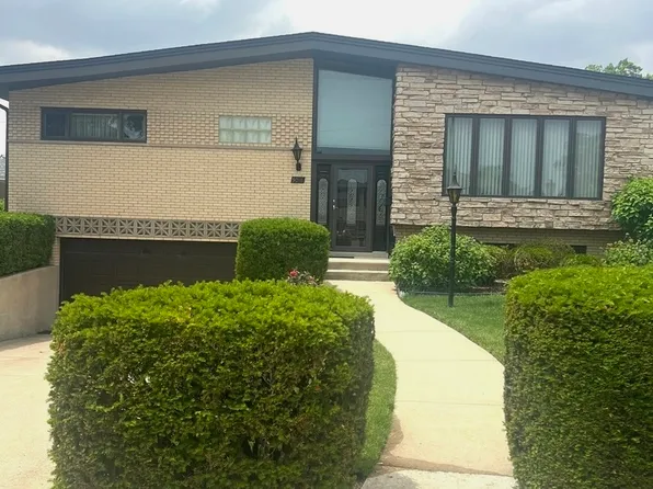 5018 N Olympia Ave, Chicago, IL 60656