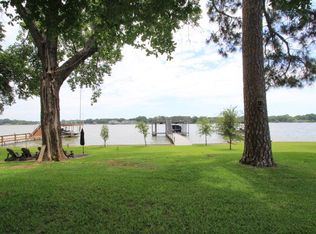 210 Sherwood Shore Dr, Gun Barrel City, TX 75156