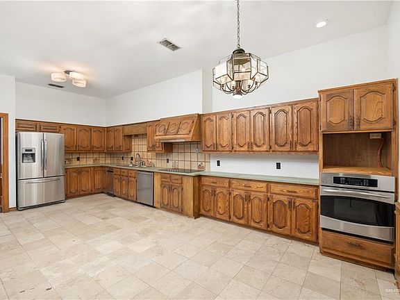 3rd image of 3100 S 2nd St APT 32