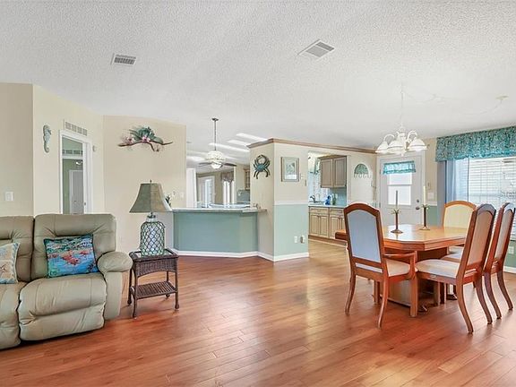 5th image of 6058 Toucan Dr