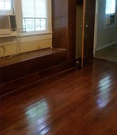2nd image of 2323 Short St