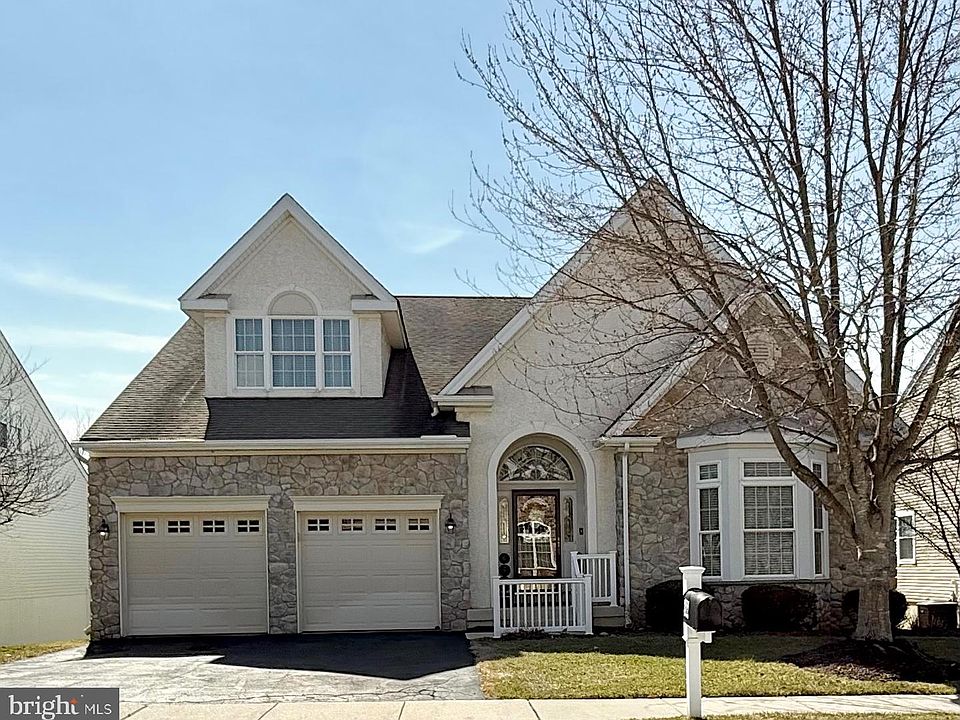 1st image of 322 McNeil Ln